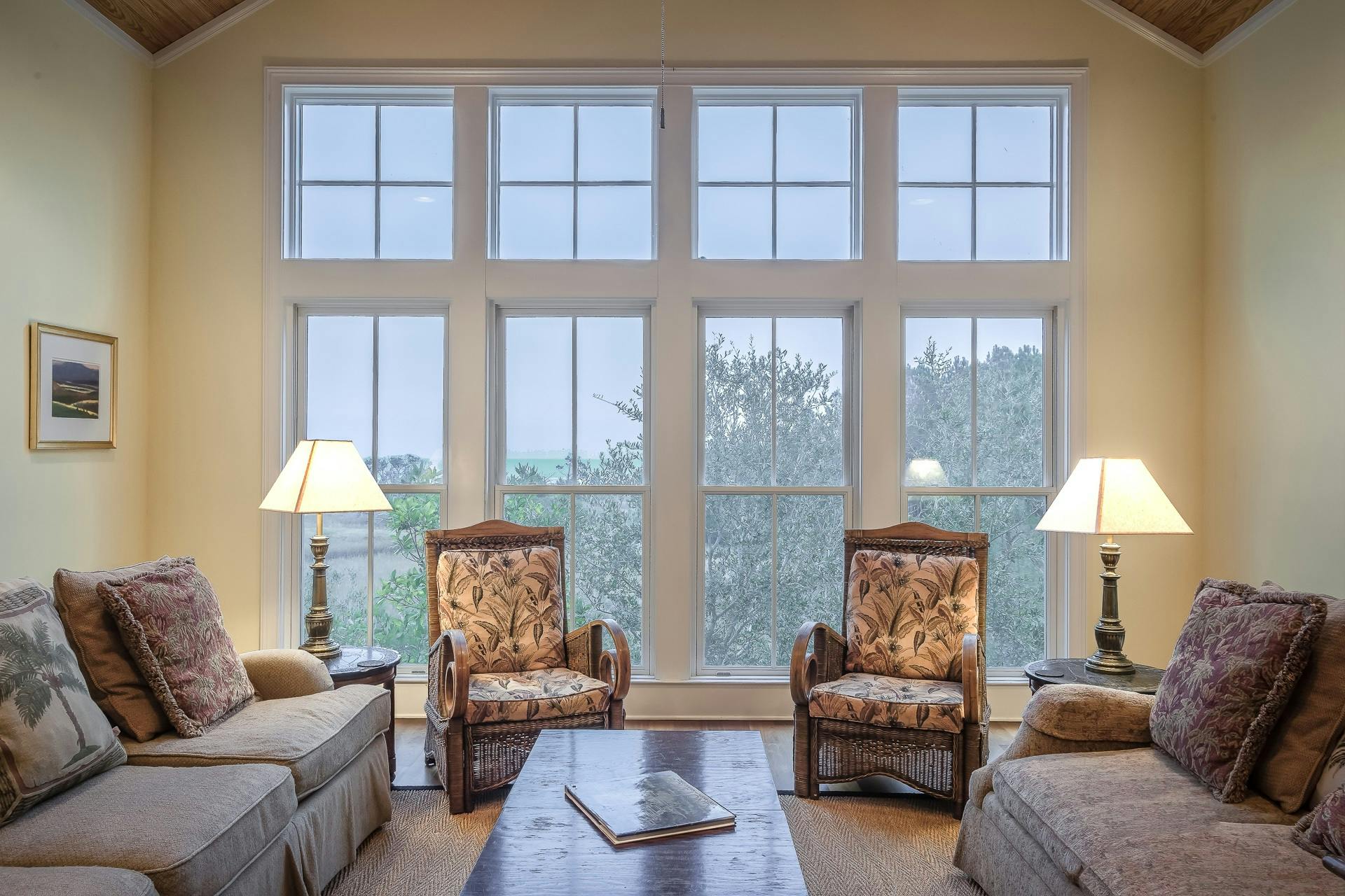 Bright living room with large windows - Niagara Region neighborhood guide